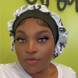 Chanel Bonnet